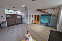 Garaz_stolni_tenis_uzbrodku